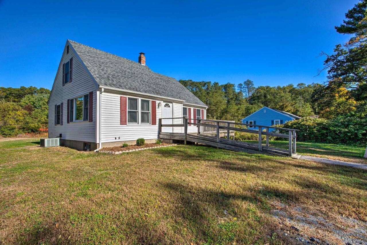 Updated Plymouth Home Less Than 2 Miles To Waterfront! エクステリア 写真