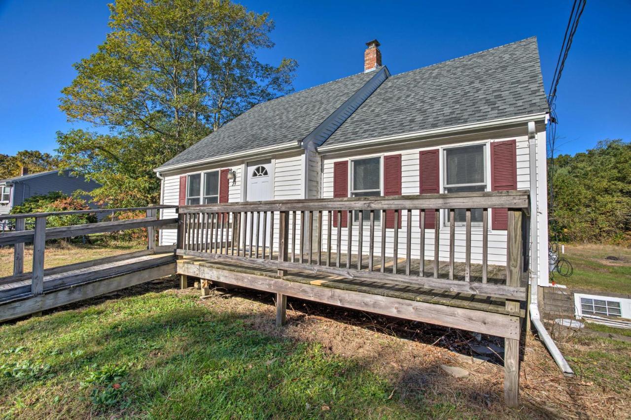 Updated Plymouth Home Less Than 2 Miles To Waterfront! エクステリア 写真